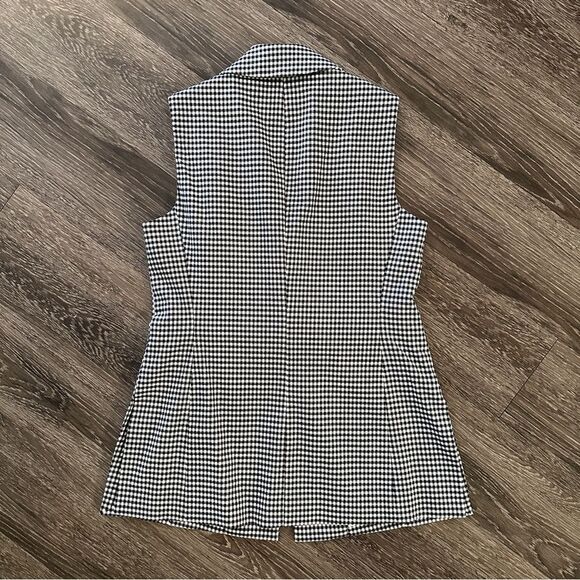 Donna Degnan gingham vest - Picture 6 of 6